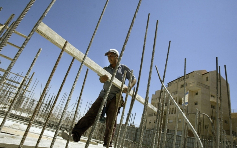 ΕΛΣΤΑΤ: Πτώση 22,4% στην οικοδομική δραστηριότητα τον Απρίλιο