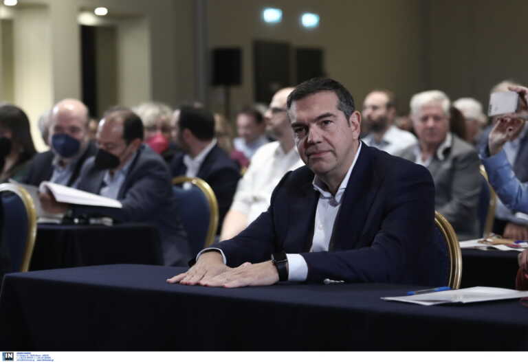 Ο ΣΥΡΙΖΑ... "νιώθει" δικαιωμένος και "βλέπει" πολιτικές εξελίξεις λόγω της διαγραφής Πάτση