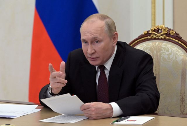 Πούτιν: Δεν θα ευχηθεί για τη νέα χρονιά Μπάιντεν, Σολτς και Μακρόν
