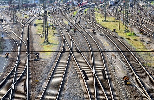 Σιδηρόδρομοι, αερομεταφορές και οδικό δίκτυο στις προτεραιότητες του υπουργείου Υποδομών και Μεταφορών | Ειδήσεις για την Οικονομία